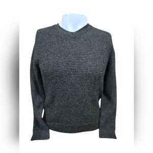 Womems‎ Gray Sweater Turnbury Size Large